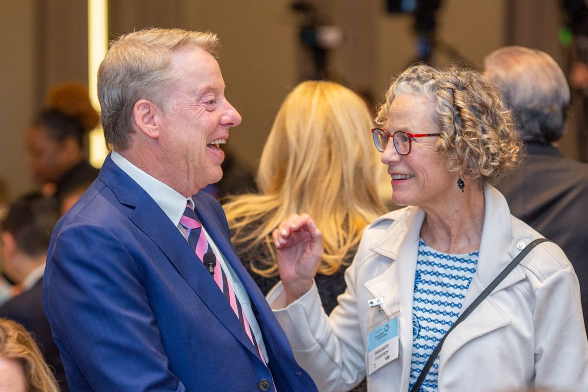 event-photography-bill-ford-chatting-DFP-Daxton-116
