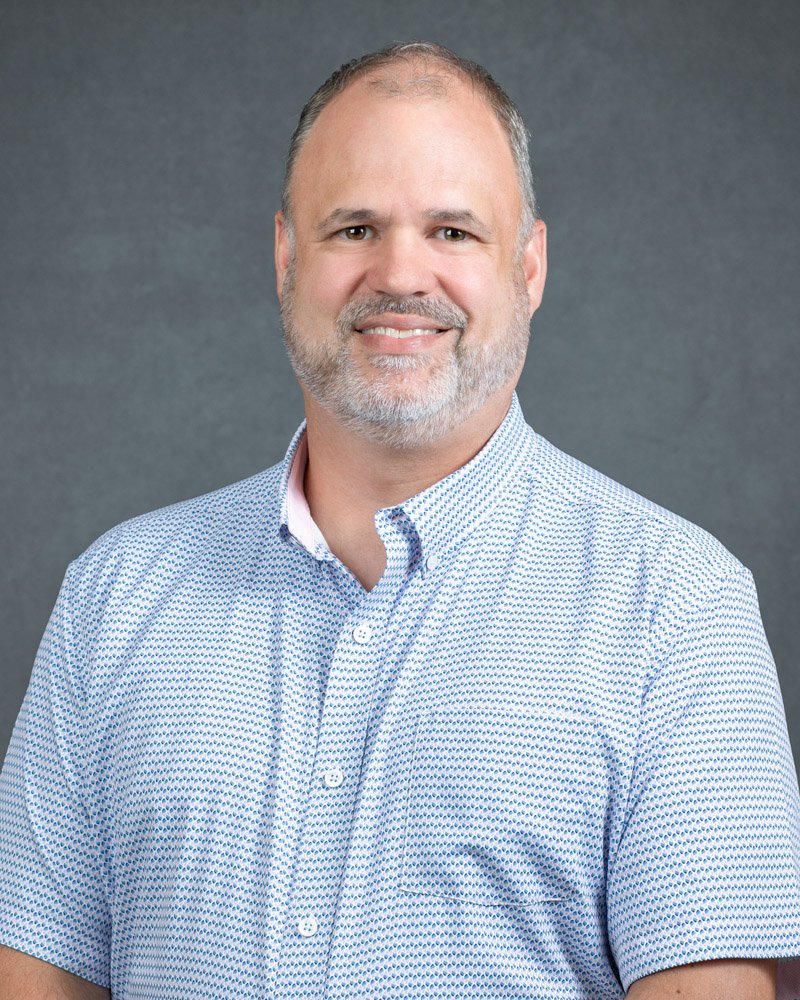 Executive-style team headshot from large corporate headshot day in Detroit-9