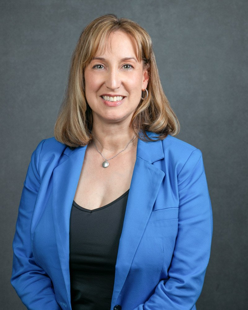 Executive-style team headshot from large corporate headshot day in Detroit-30