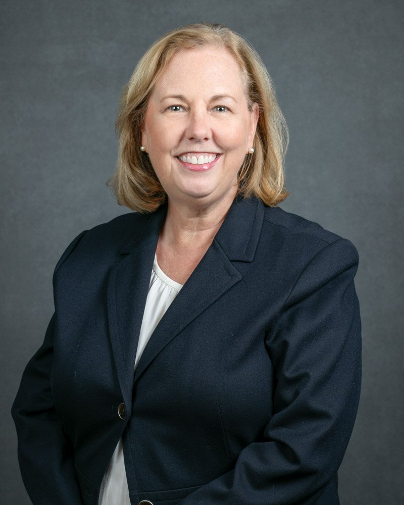 Executive-style team headshot from large corporate headshot day in Detroit-34