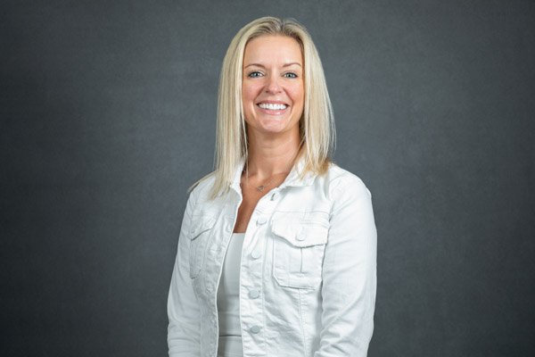 Business portrait from an on-site conference headshot station.