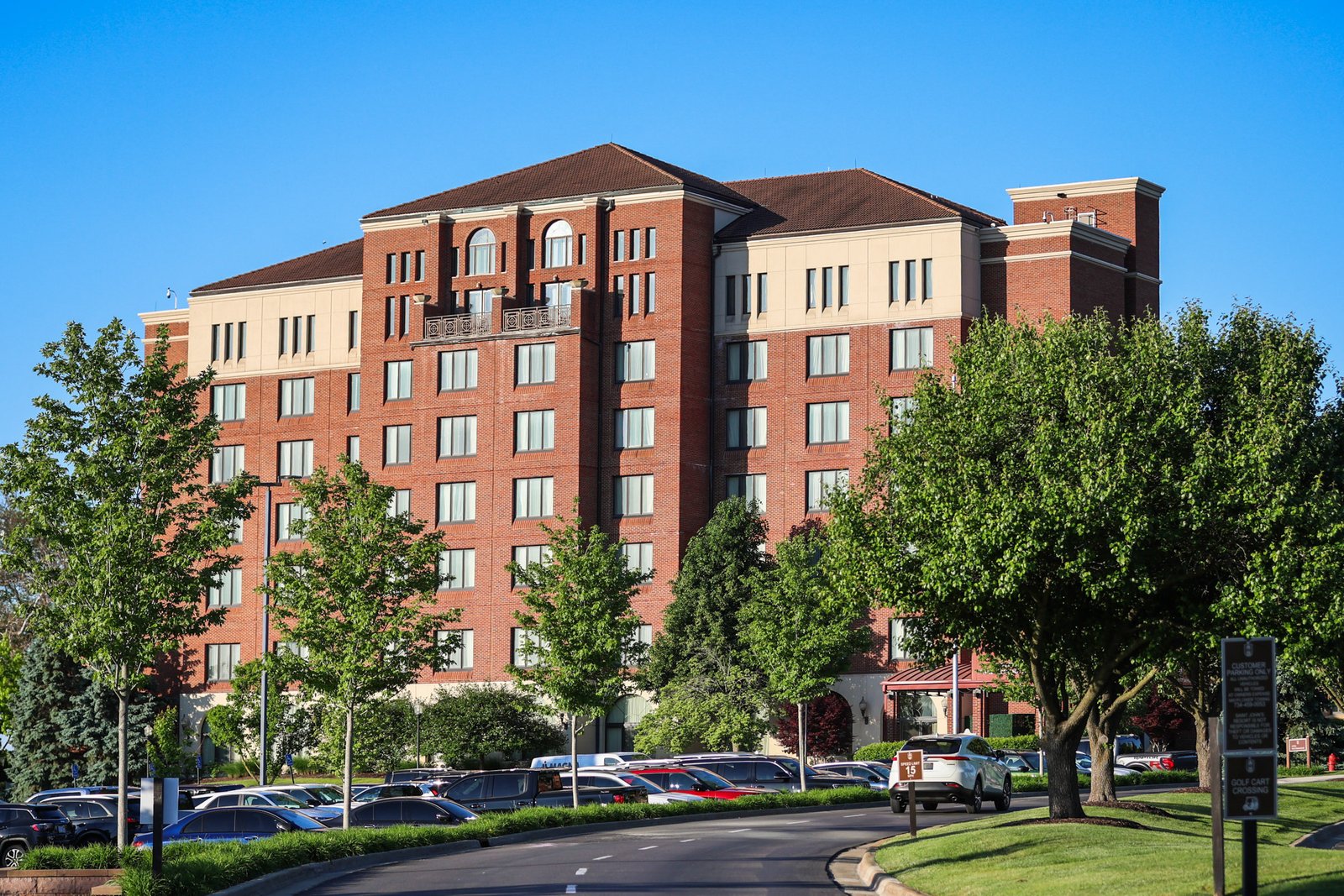 Saint John's Resort in Plymouth, Michigan, a premier venue for corporate conferences and executive meetings.-mobile